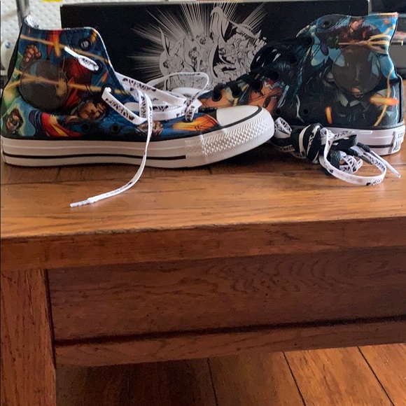 DC Comic Converse - Picture 2 of 9